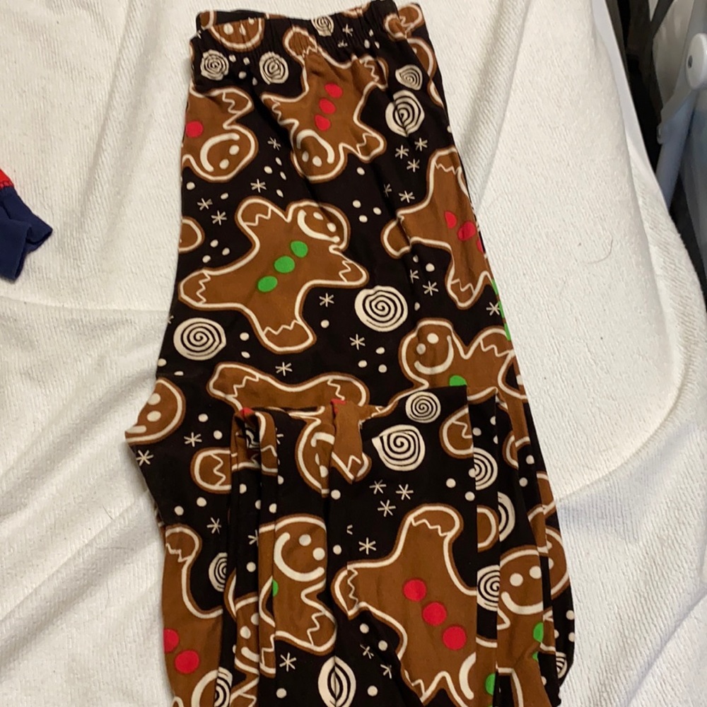 2 Christmas leggins